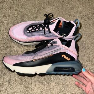 Nike AirMax 2090